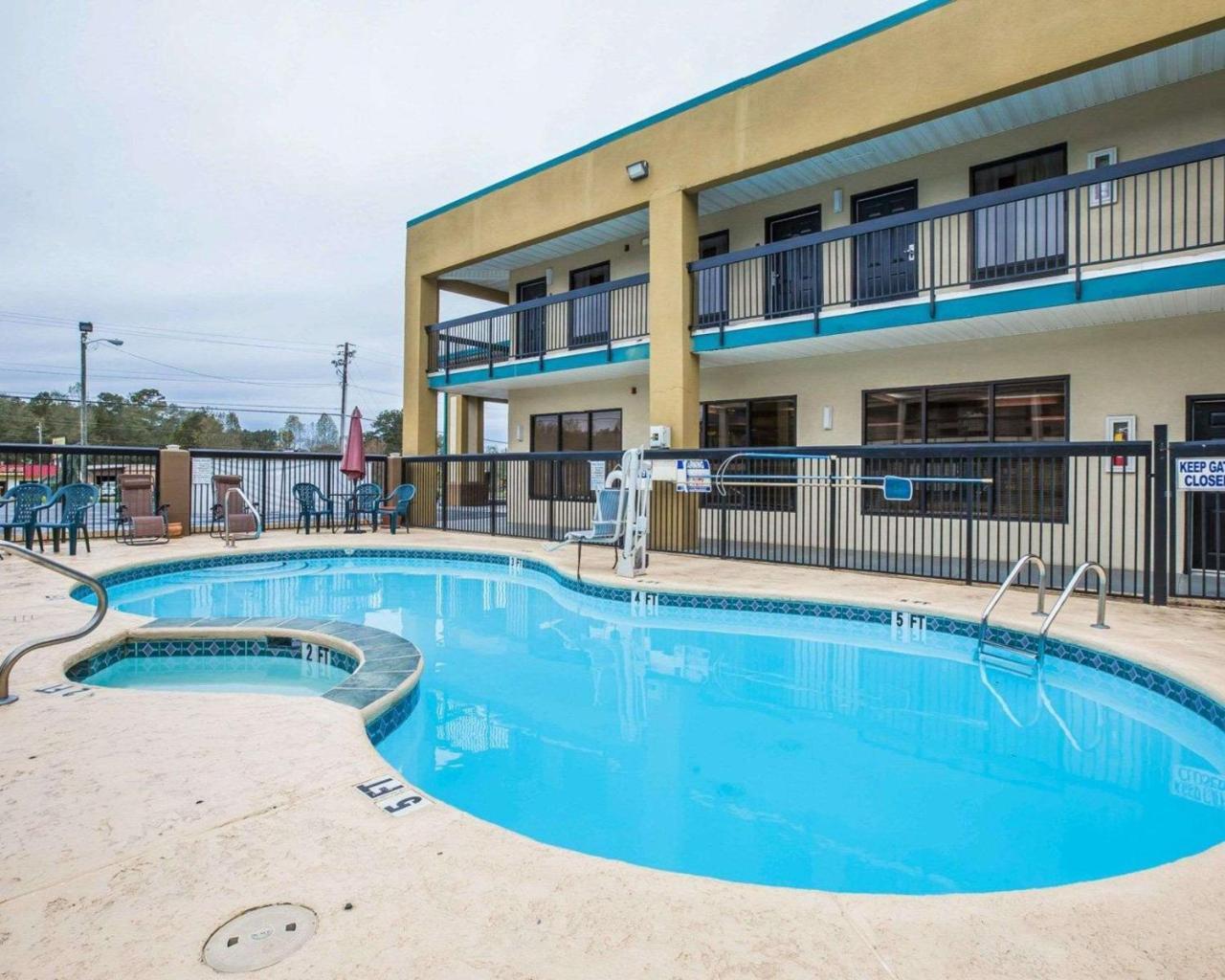 Knights Inn & Suites Griffin Exteriér fotografie